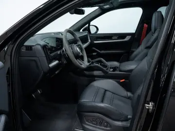 PORSCHE Cayenne E-Hybrid SportDesign