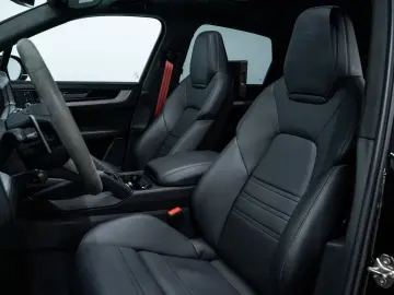 PORSCHE Cayenne E-Hybrid SportDesign
