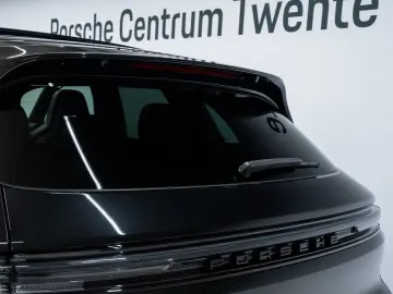PORSCHE Cayenne E-Hybrid SportDesign