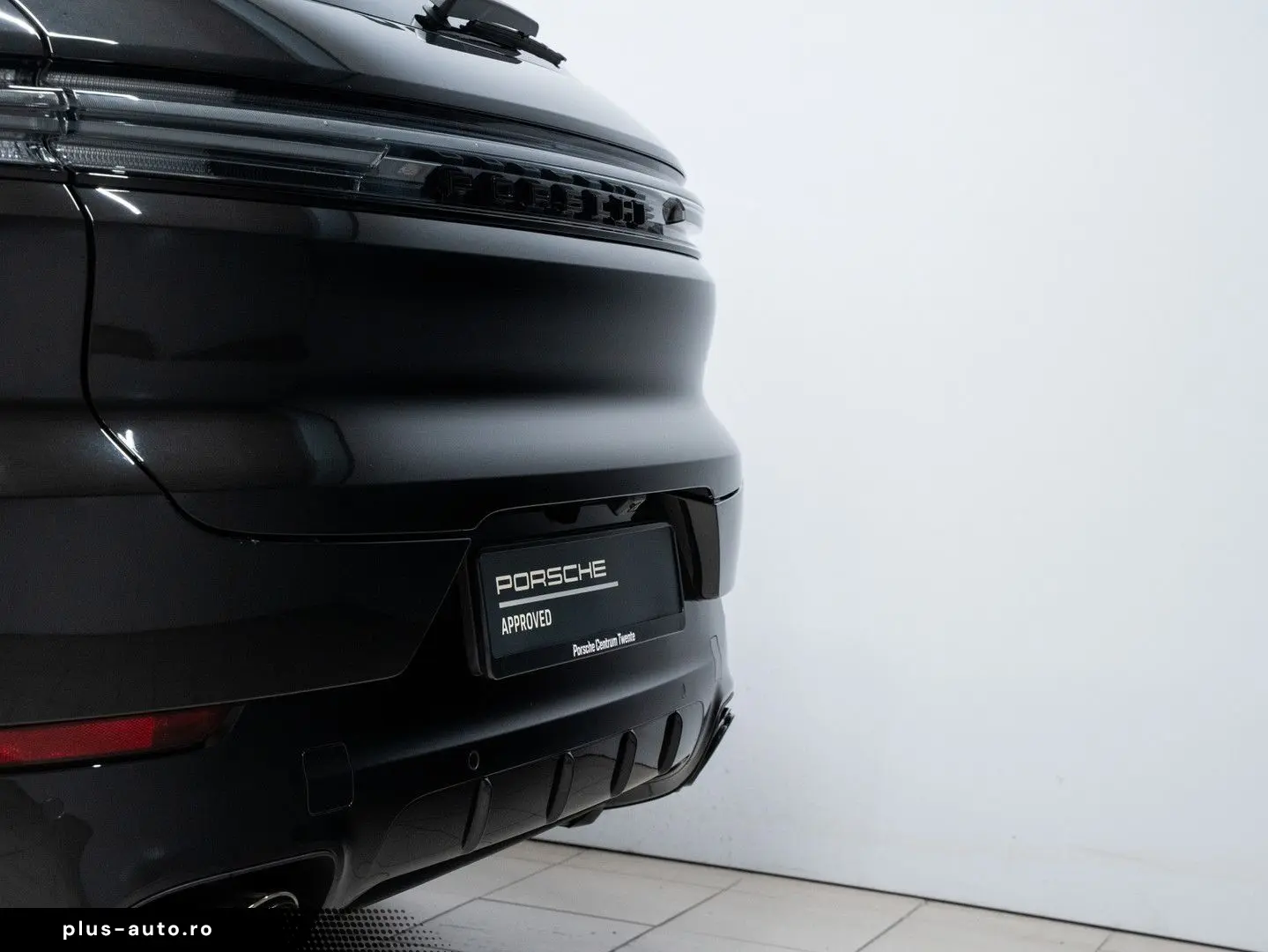 PORSCHE Cayenne E-Hybrid SportDesign
