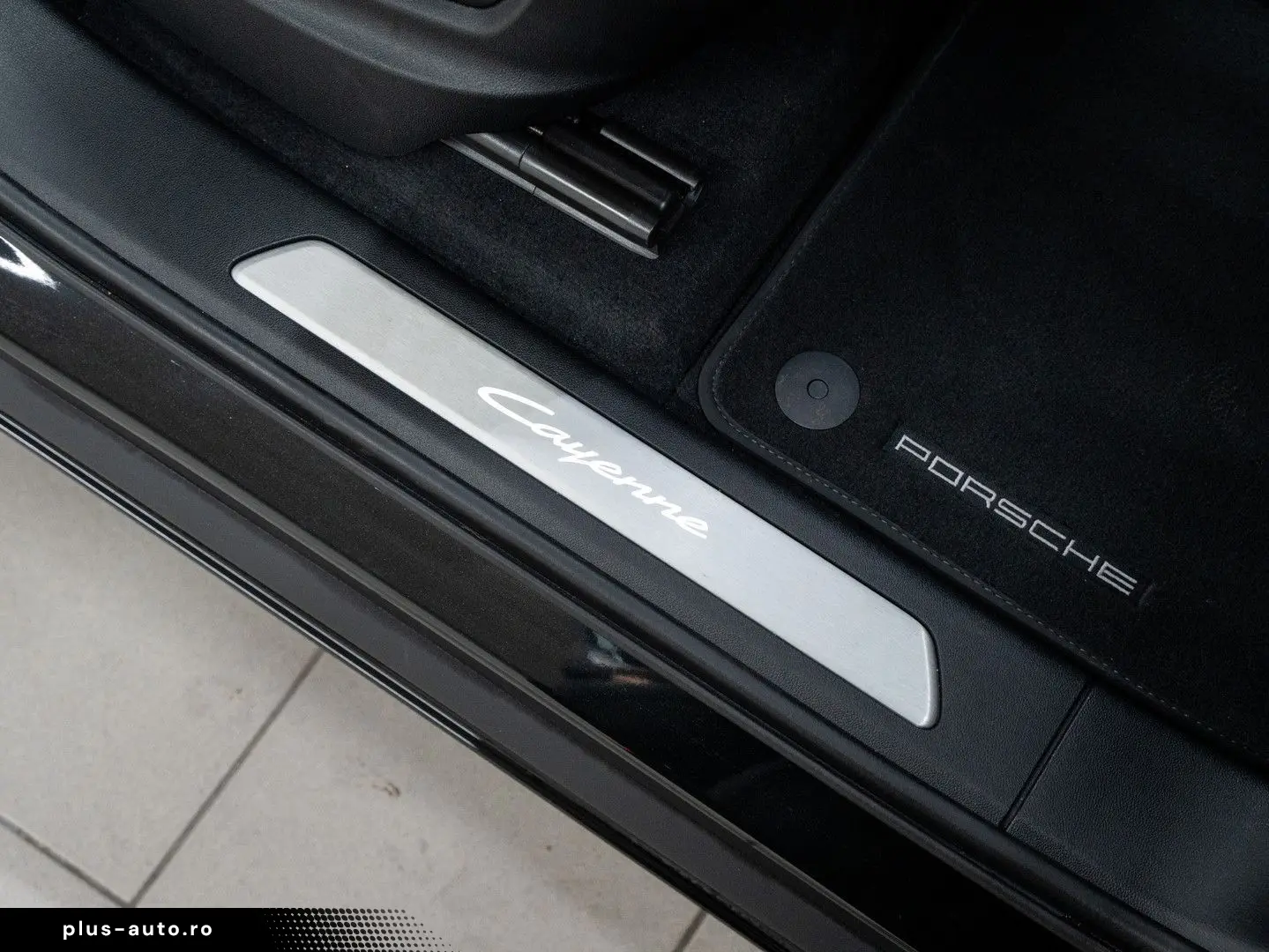 PORSCHE Cayenne E-Hybrid SportDesign