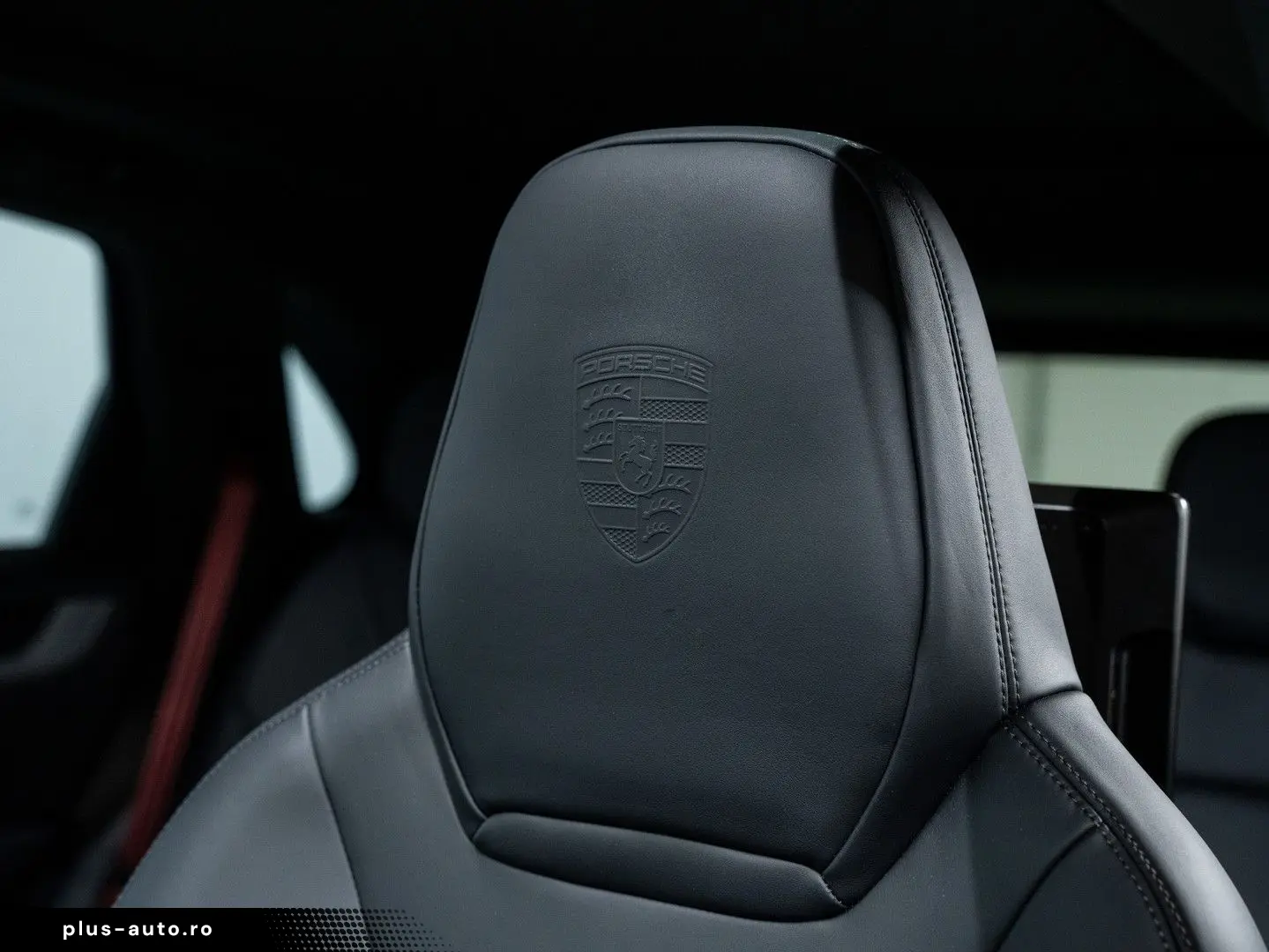 PORSCHE Cayenne E-Hybrid SportDesign