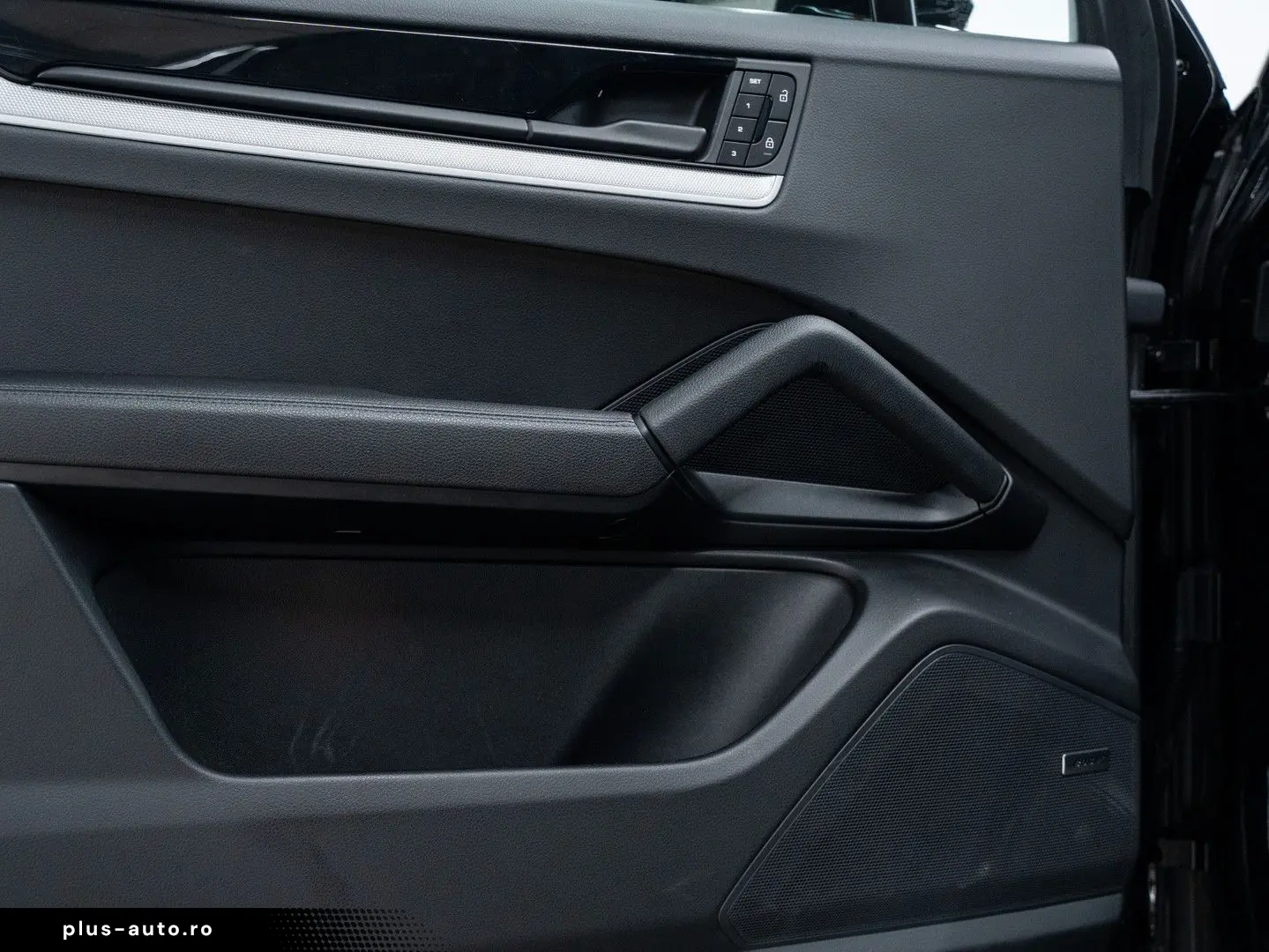PORSCHE Cayenne E-Hybrid SportDesign