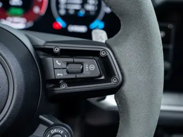 PORSCHE Cayenne E-Hybrid SportDesign