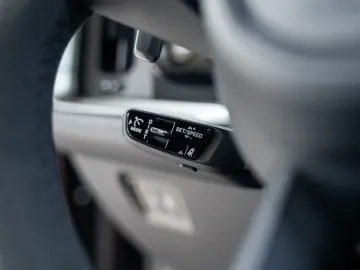 PORSCHE Cayenne E-Hybrid SportDesign