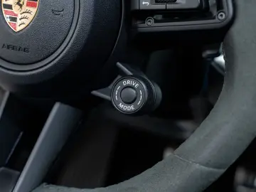 PORSCHE Cayenne E-Hybrid SportDesign