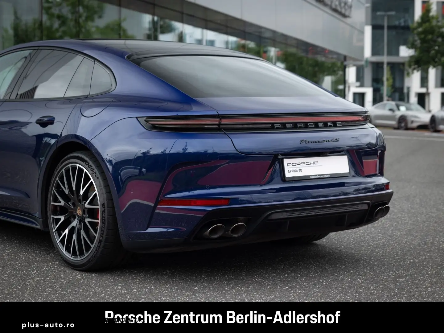 PORSCHE Panamera 4S E-Hybrid HA-Lenkung Head-Up Display