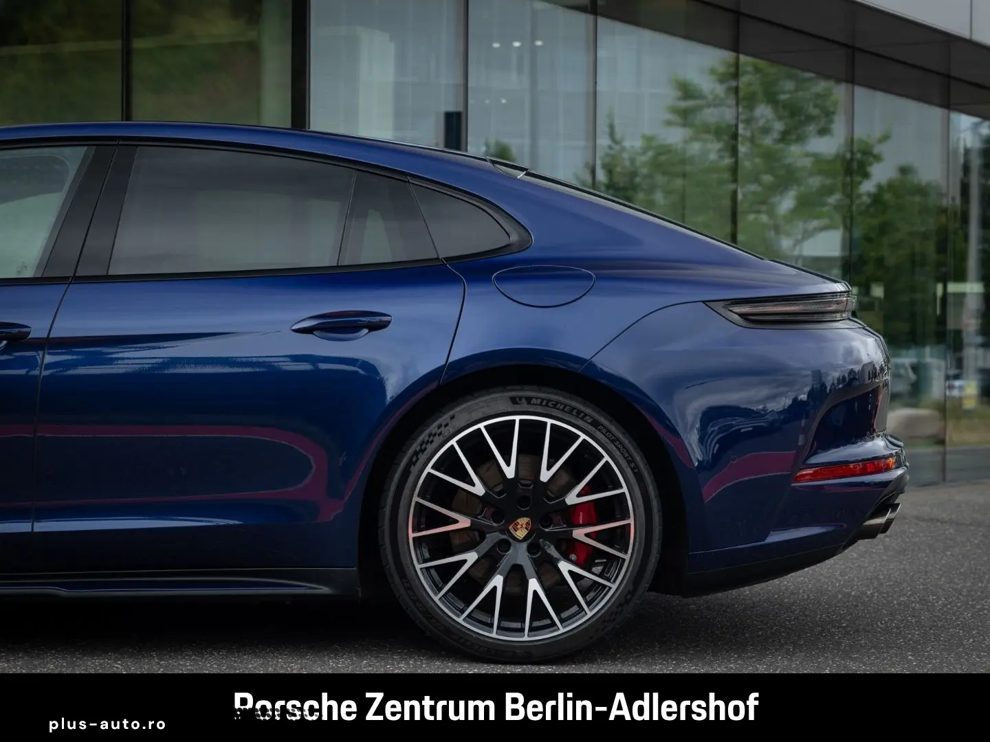 PORSCHE Panamera 4S E-Hybrid HA-Lenkung Head-Up Display