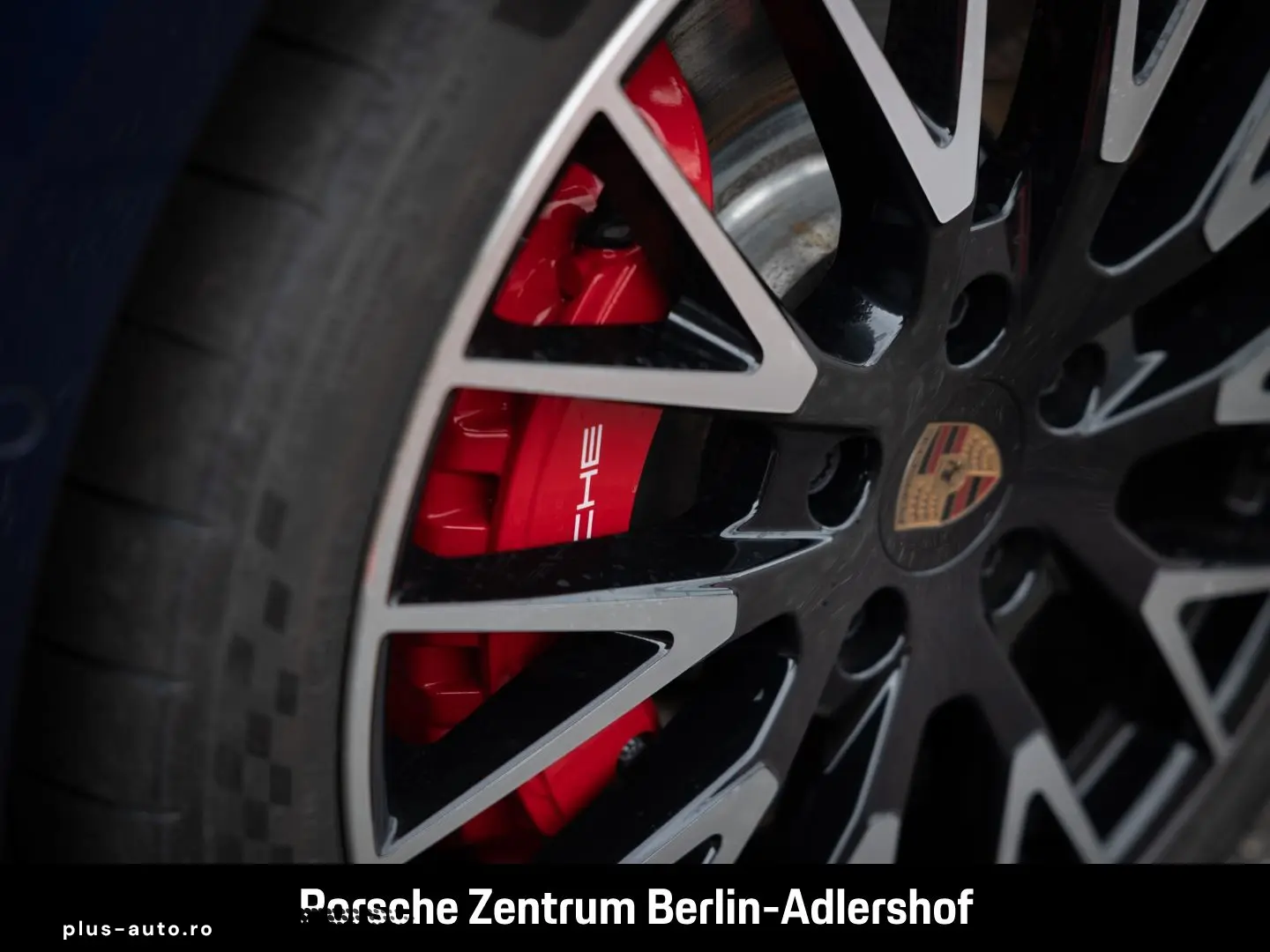 PORSCHE Panamera 4S E-Hybrid HA-Lenkung Head-Up Display