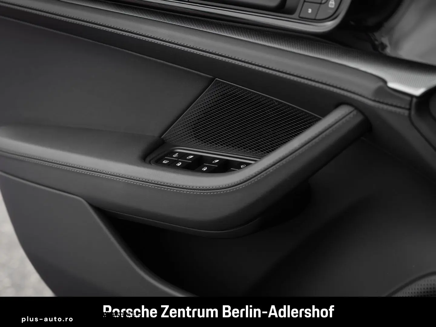 PORSCHE Panamera 4S E-Hybrid HA-Lenkung Head-Up Display