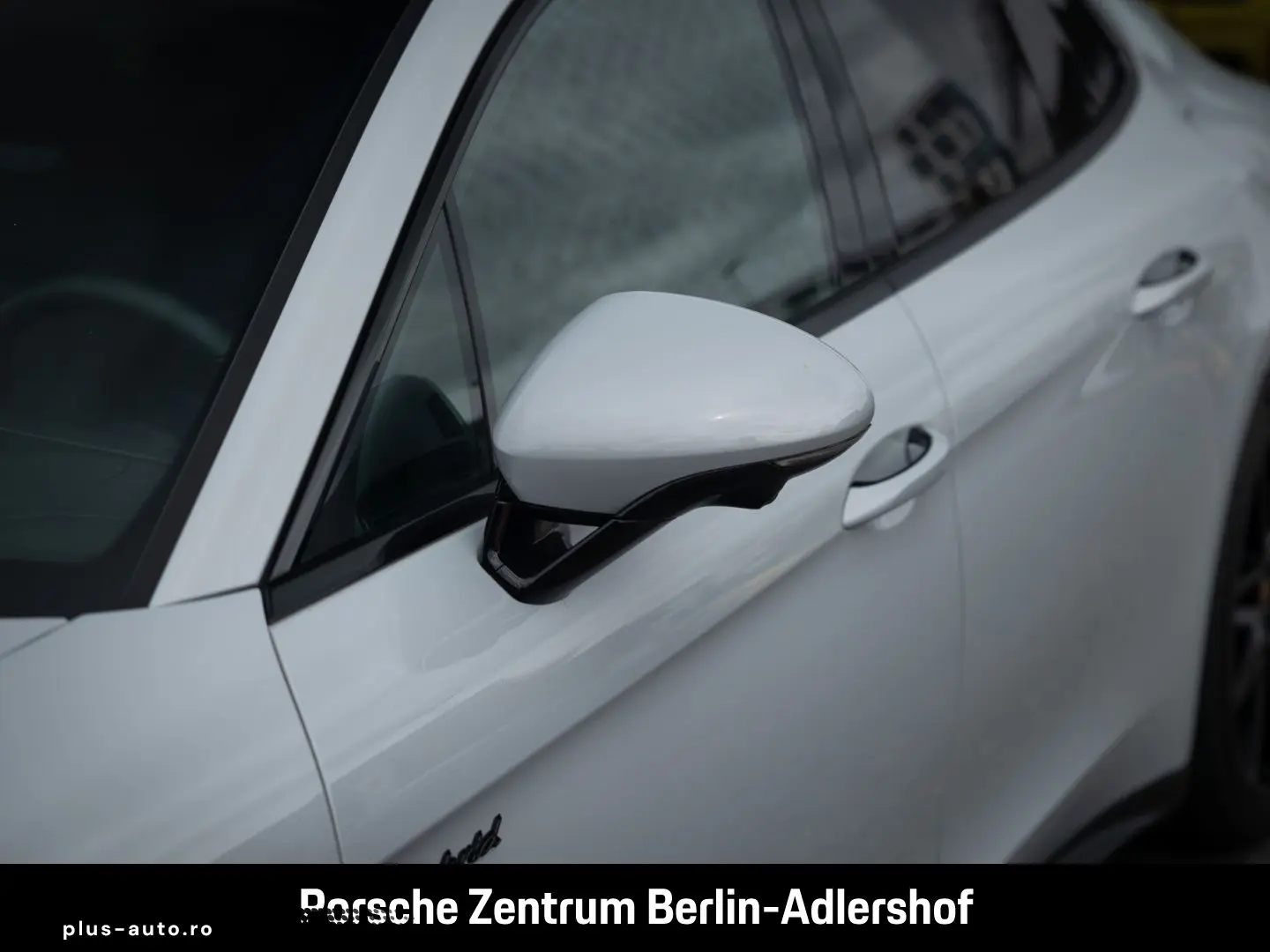 PORSCHE Panamera 4S E-Hybrid HA-Lenkung InnoDrive HeadUp