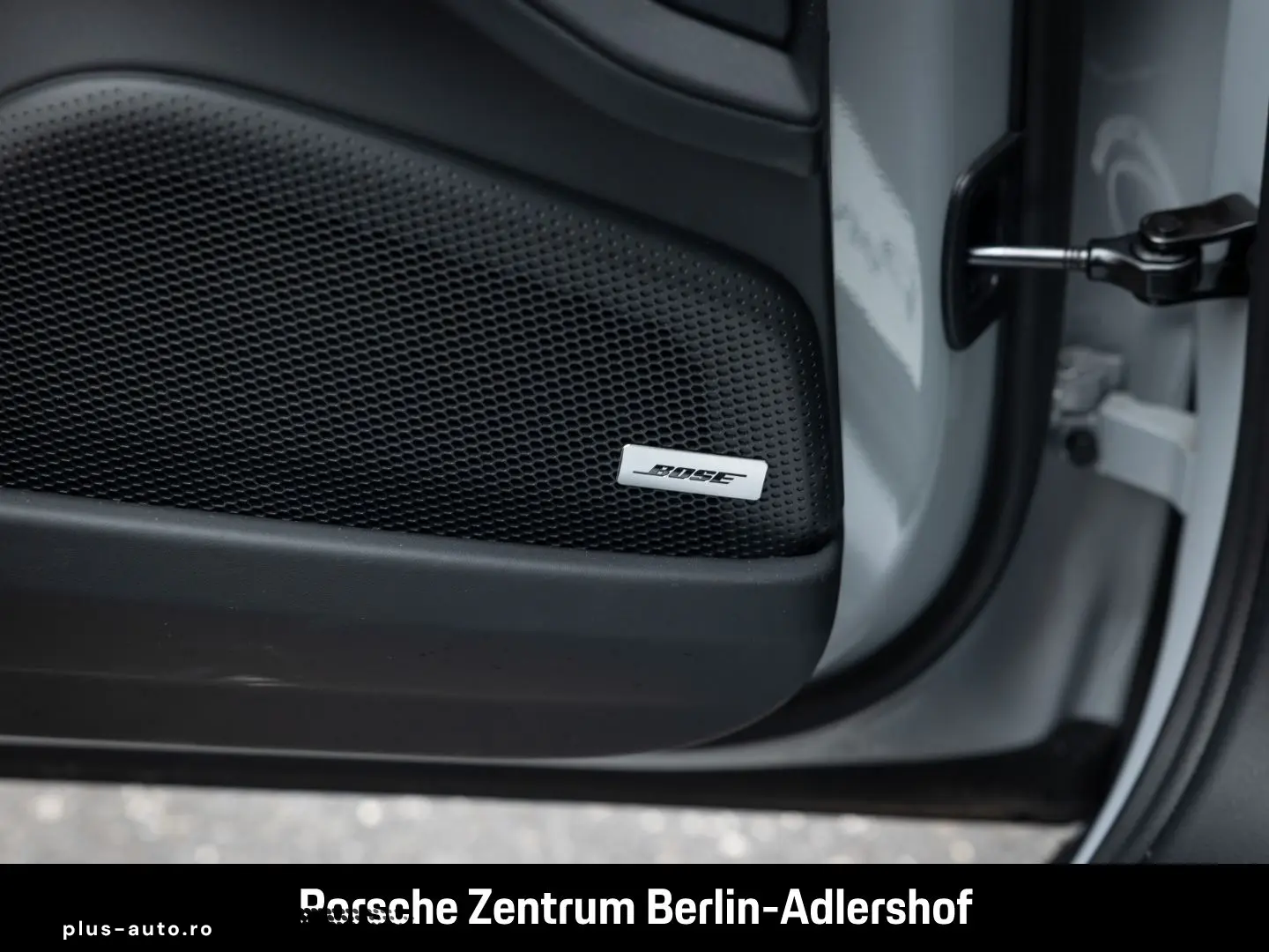 PORSCHE Panamera 4S E-Hybrid HA-Lenkung InnoDrive HeadUp