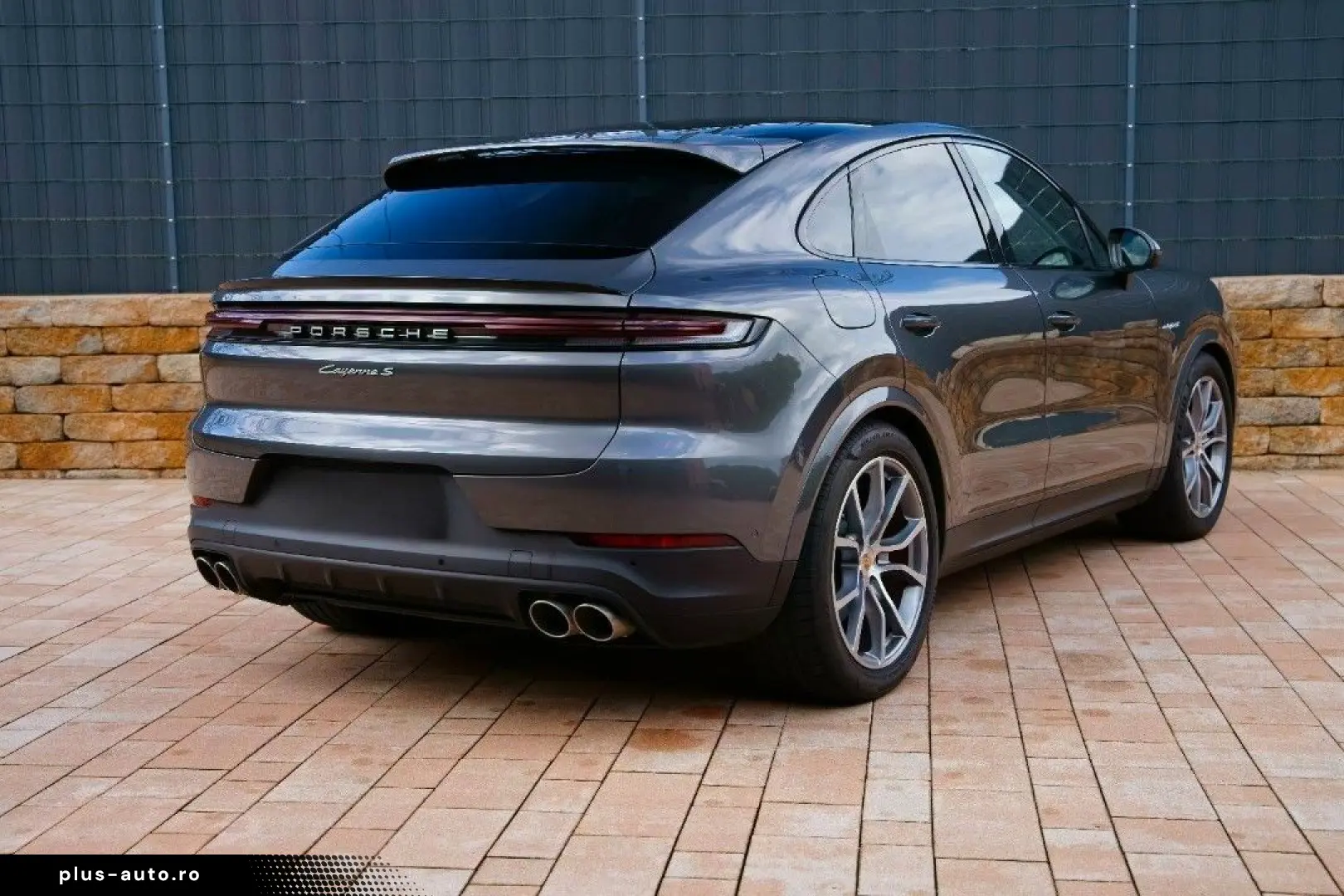 PORSCHE Cayenne S E-Hybrid Coupe