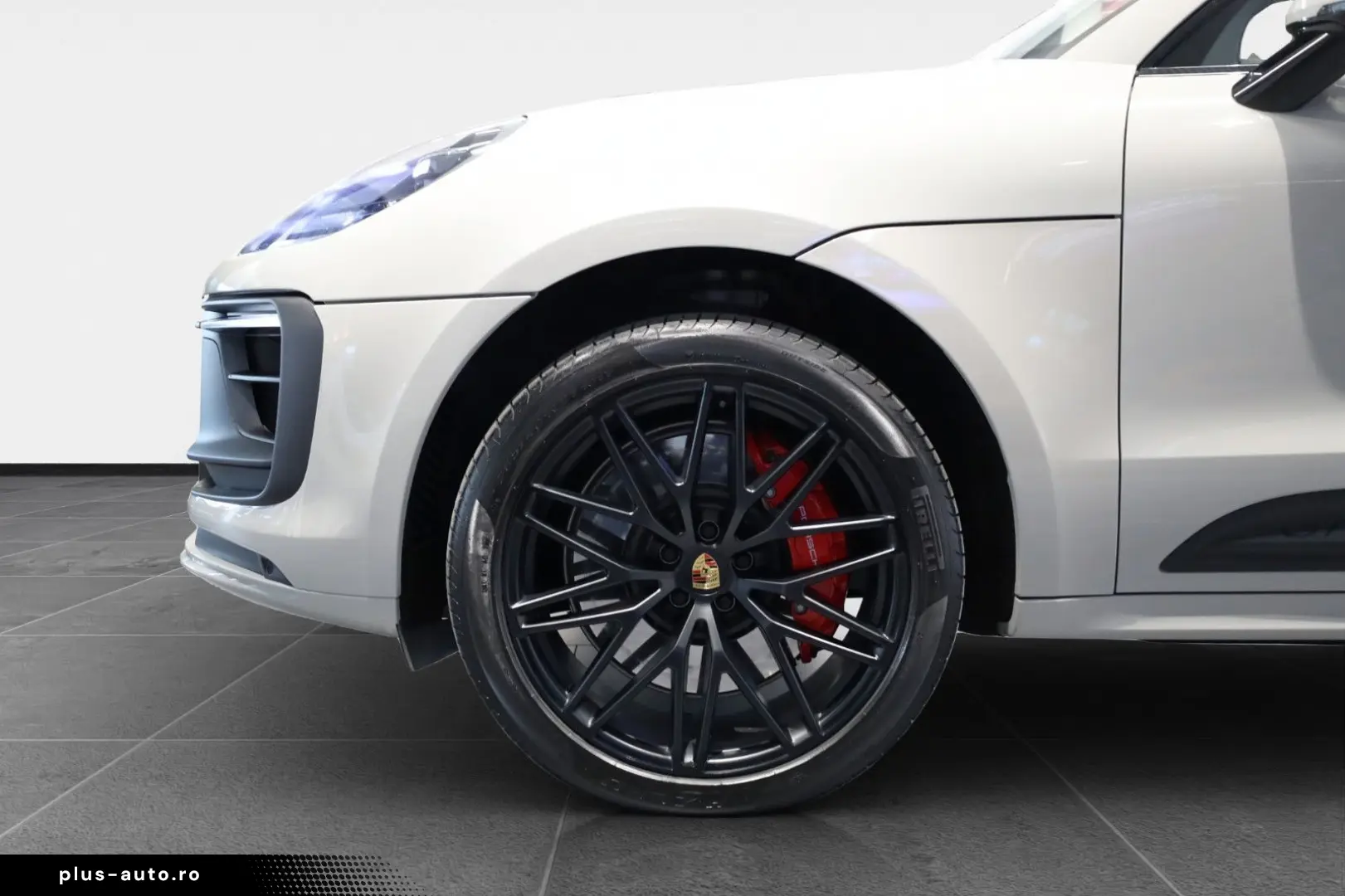 PORSCHE Macan GTS Luftf. Pano Standhzg 360  AHK BOSE ACC