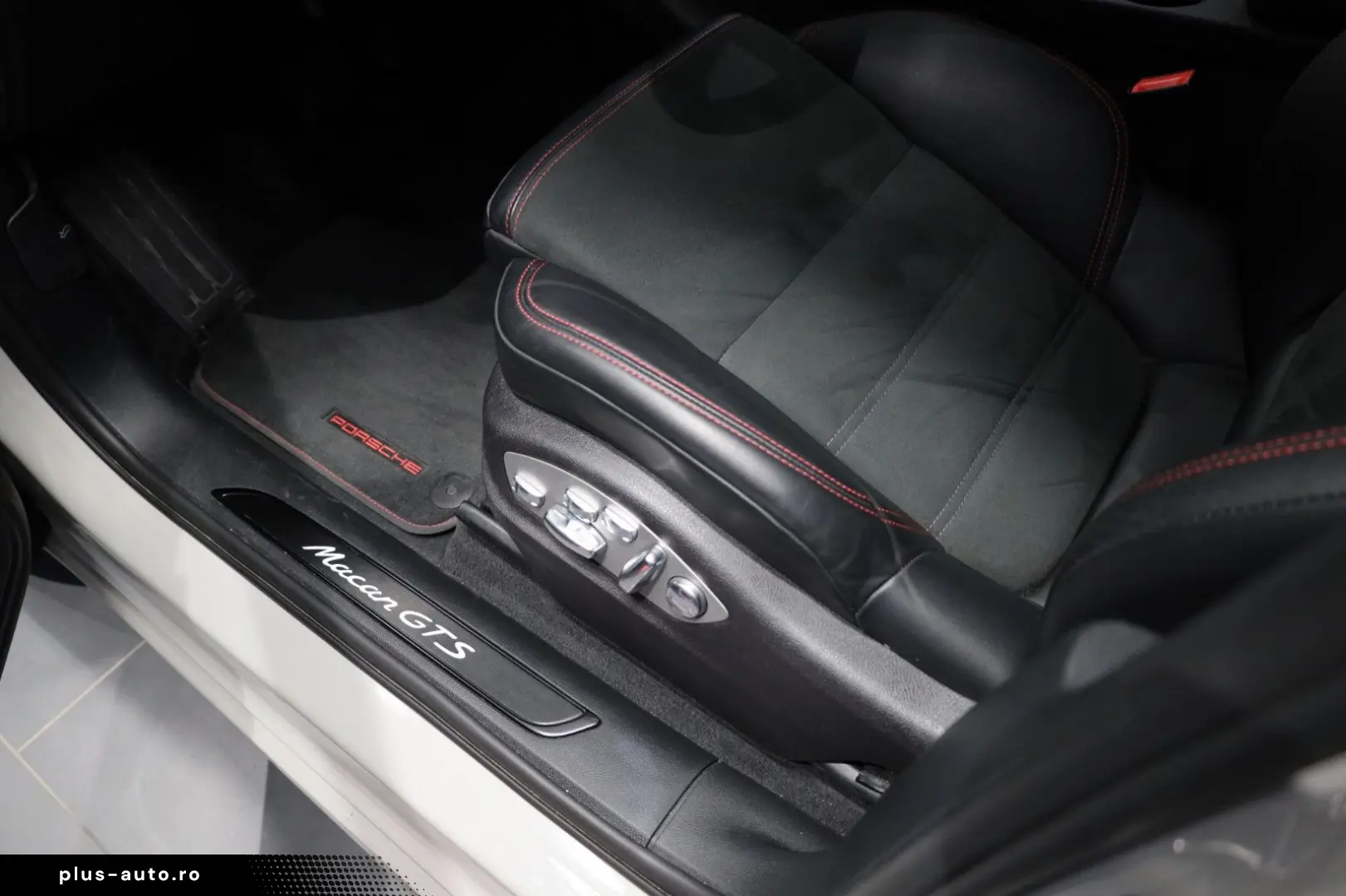 PORSCHE Macan GTS Luftf. Pano Standhzg 360  AHK BOSE ACC