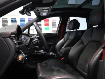 PORSCHE Macan GTS Luftf. Pano Standhzg 360  AHK BOSE ACC