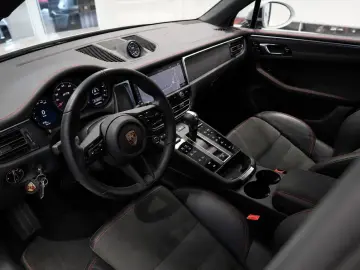 PORSCHE Macan GTS Luftf. Pano Standhzg 360  AHK BOSE ACC