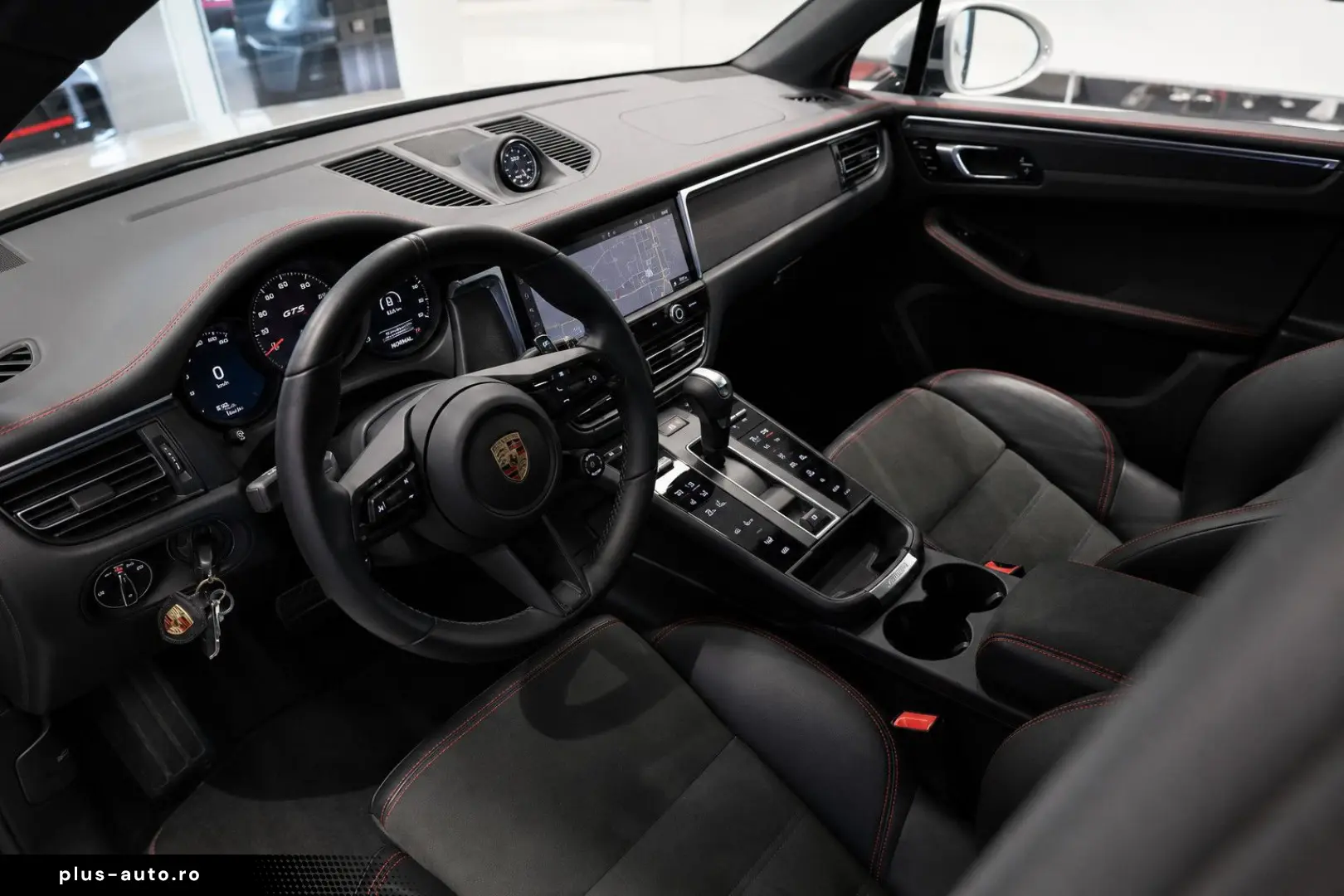 PORSCHE Macan GTS Luftf. Pano Standhzg 360  AHK BOSE ACC