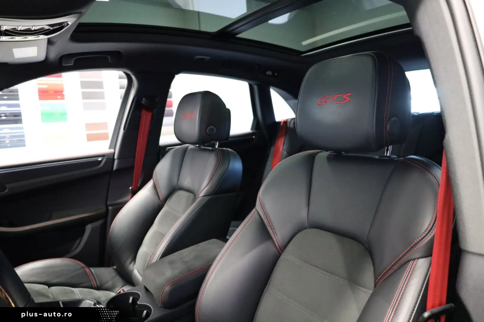 PORSCHE Macan GTS Luftf. Pano Standhzg 360  AHK BOSE ACC