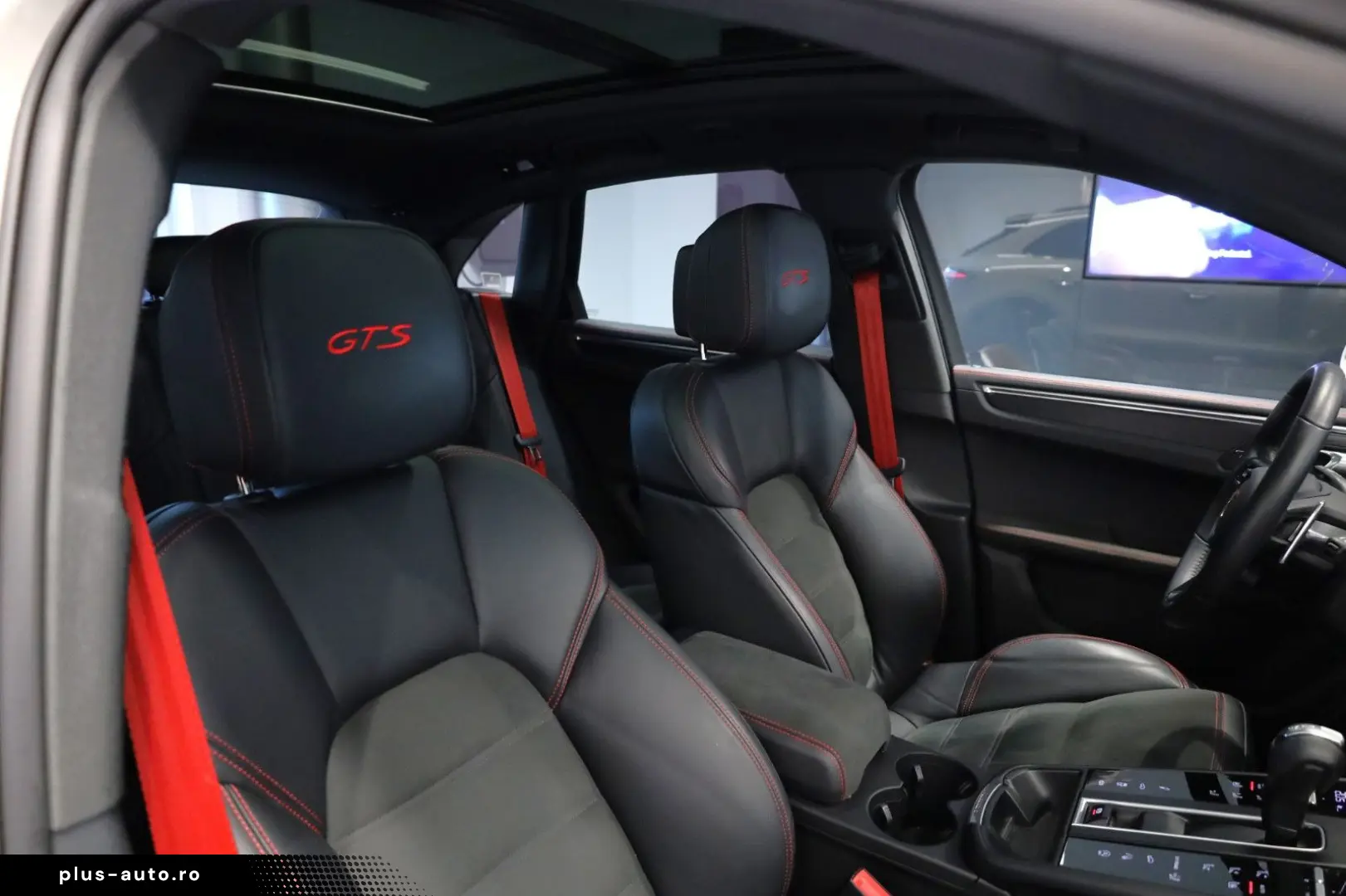PORSCHE Macan GTS Luftf. Pano Standhzg 360  AHK BOSE ACC