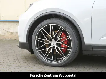 PORSCHE Macan 4S Surround-View LED-Matrix Abstandstempom