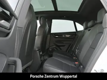 PORSCHE Macan 4S Surround-View LED-Matrix Abstandstempom