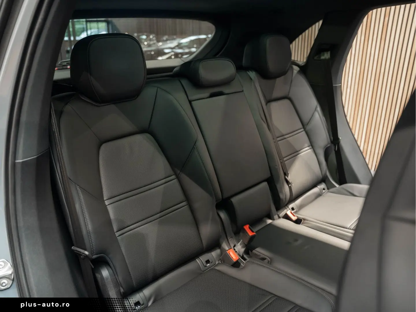PORSCHE Cayenne E-Hybrid Sportdesign Sportuitlaat BOSE 3