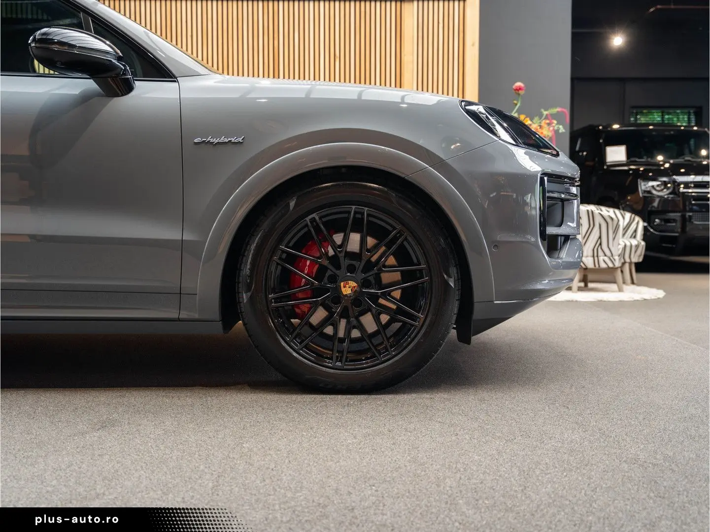 PORSCHE Cayenne E-Hybrid Sportdesign Sportuitlaat BOSE 3