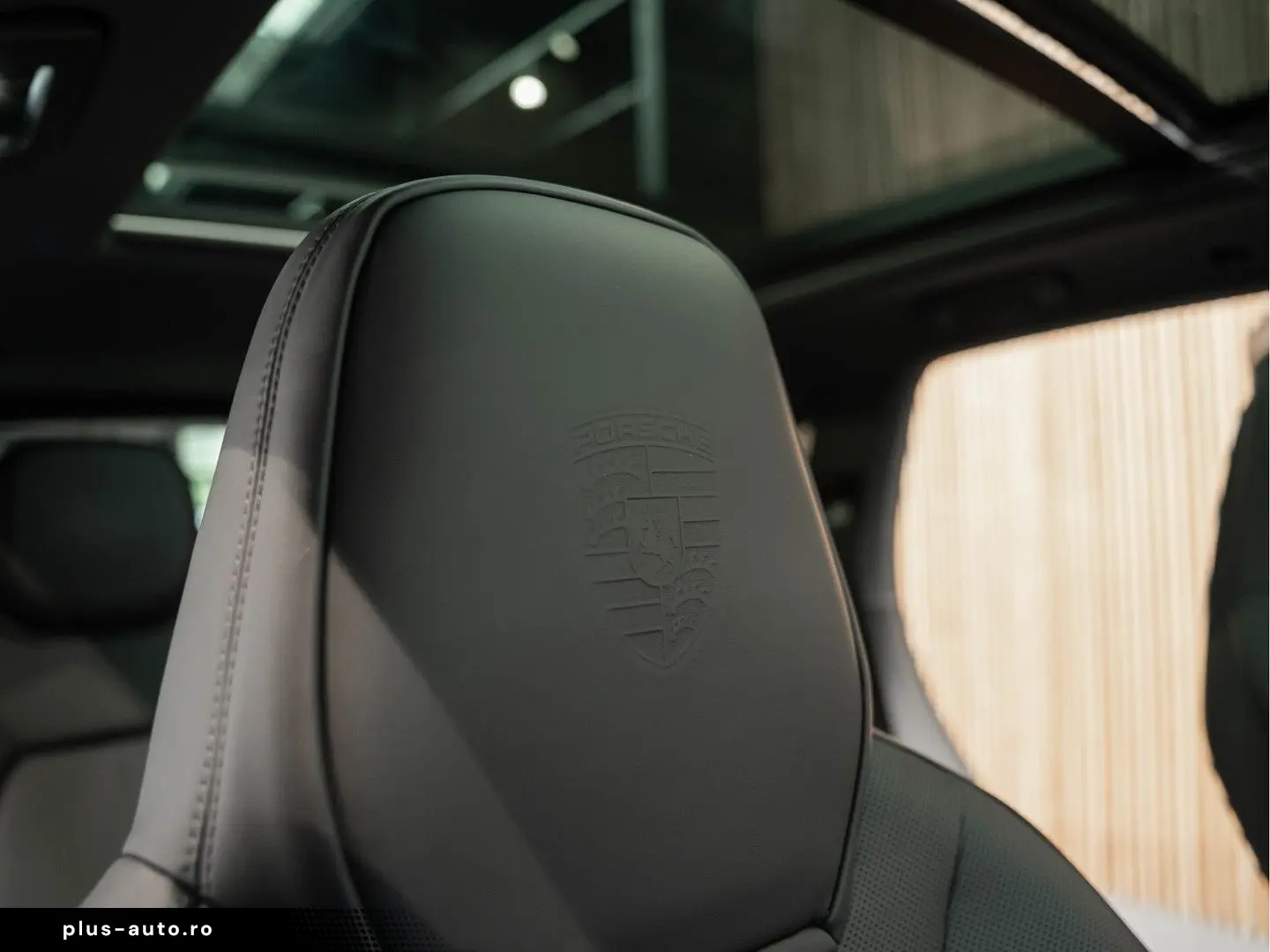 PORSCHE Cayenne E-Hybrid Sportdesign Sportuitlaat BOSE 3