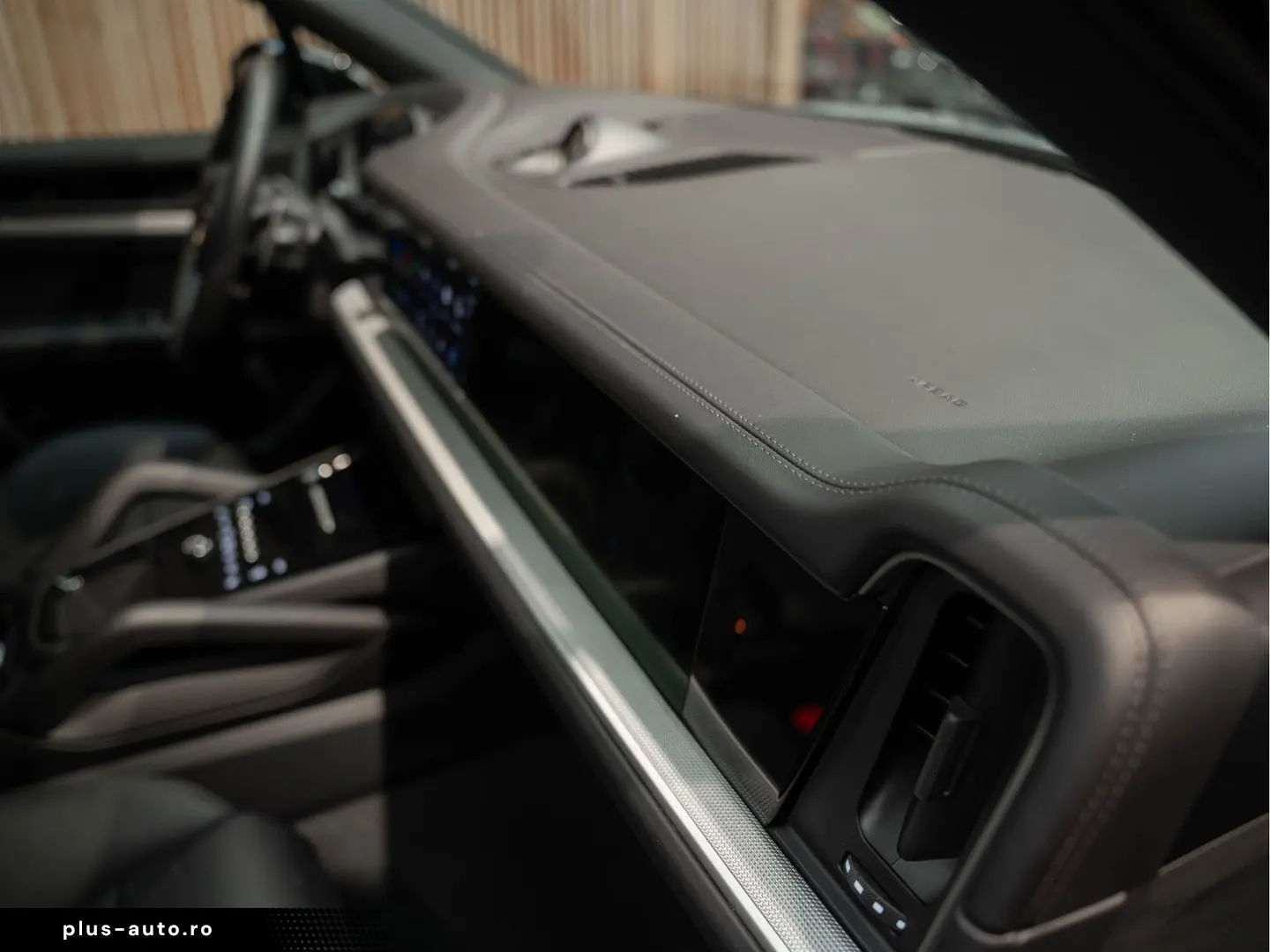 PORSCHE Cayenne E-Hybrid Sportdesign Sportuitlaat BOSE 3