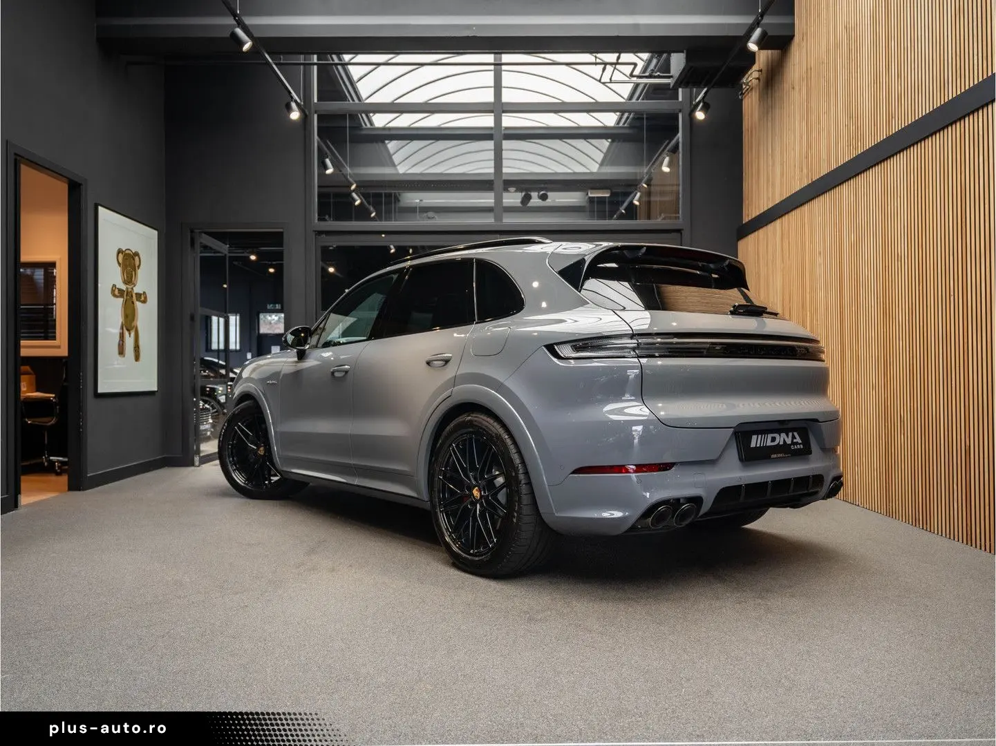 PORSCHE Cayenne E-Hybrid Sportdesign Sportuitlaat BOSE 3