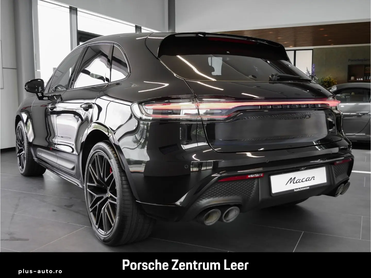 PORSCHE Macan GTS Pano Bose ACC Surround View PTV-Plus