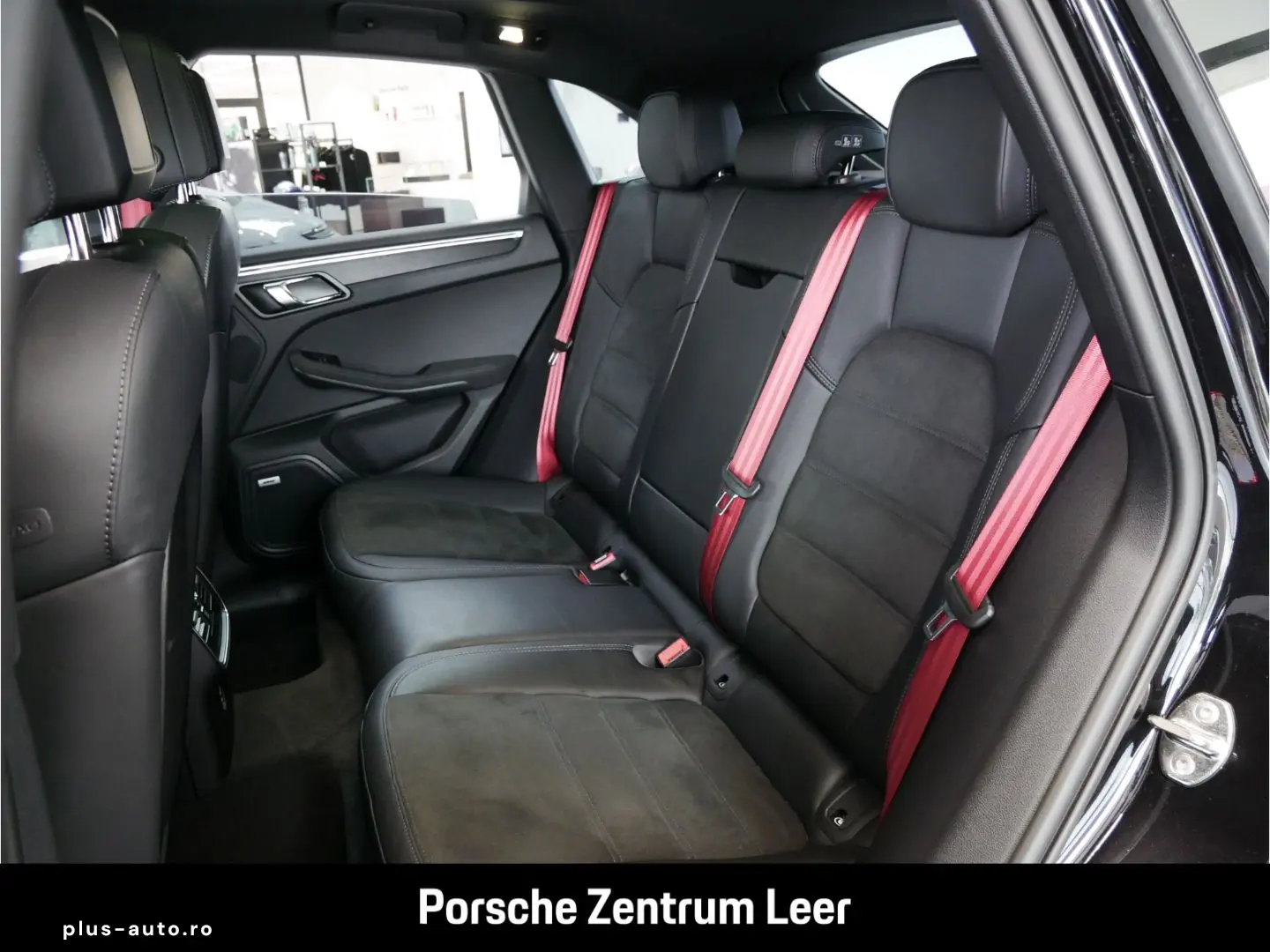 PORSCHE Macan GTS Pano Bose ACC Surround View PTV-Plus