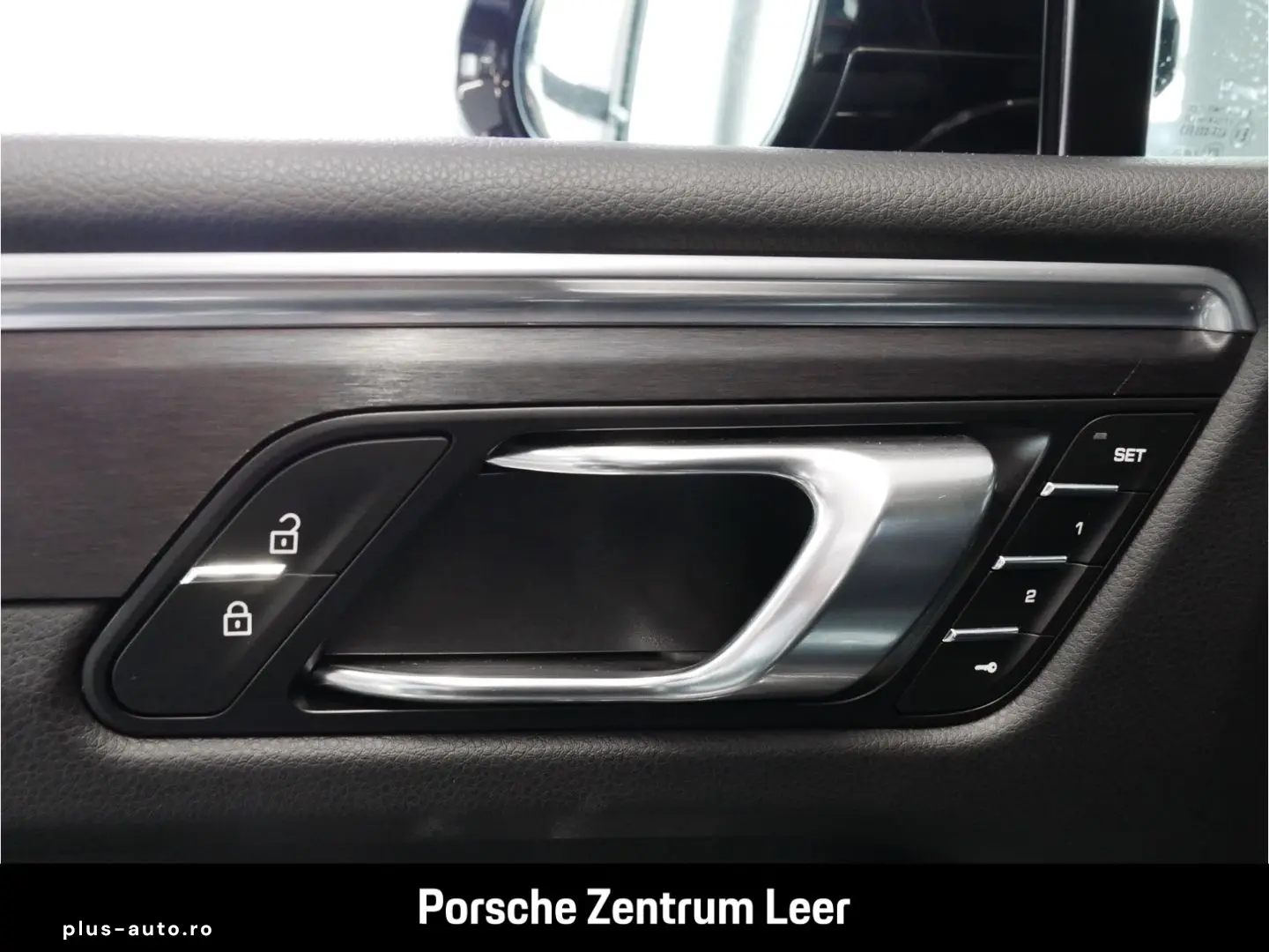PORSCHE Macan GTS Pano Bose ACC Surround View PTV-Plus