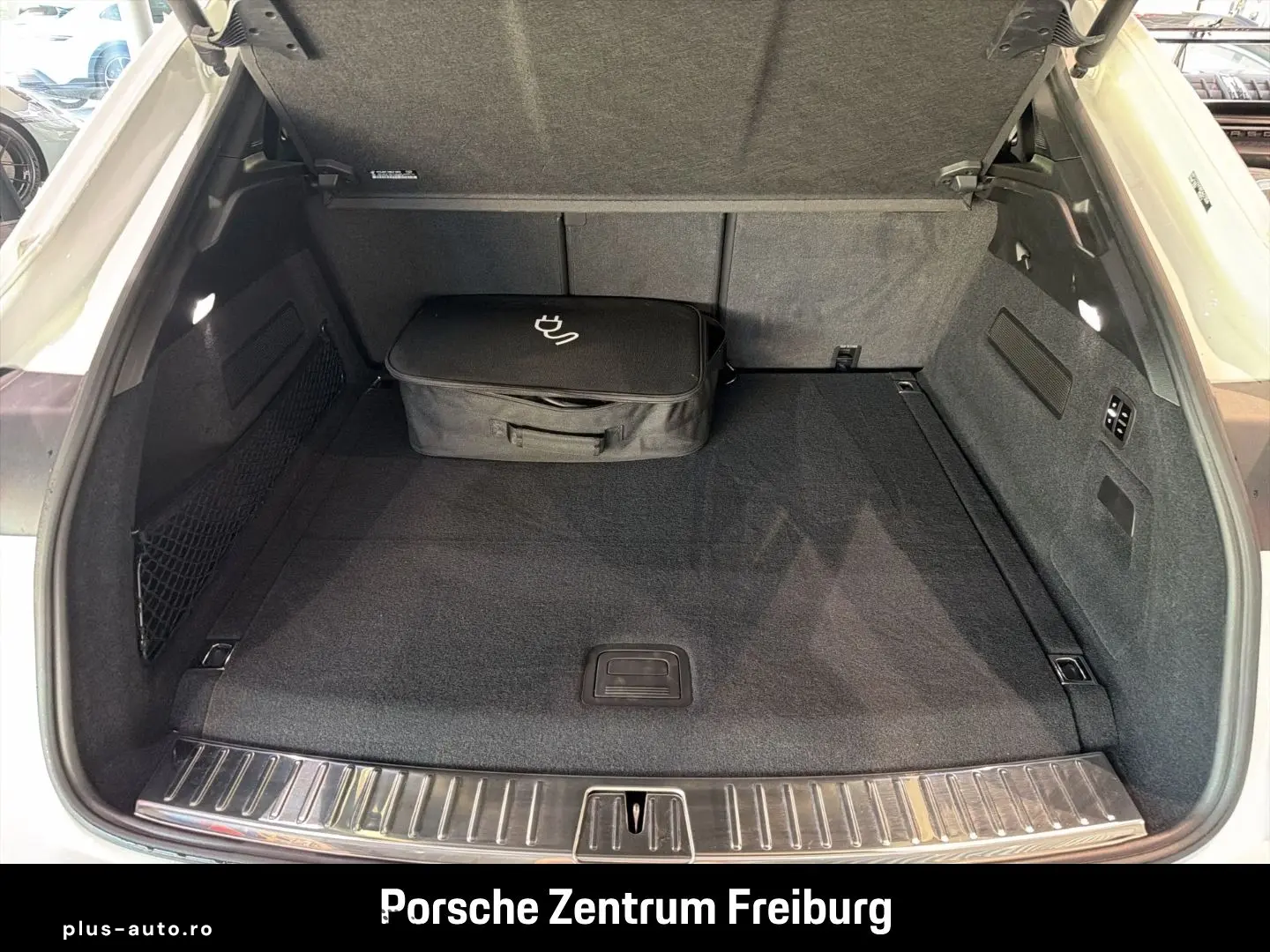 PORSCHE Cayenne E-Hybrid Coupe InnoDrive Surround-View