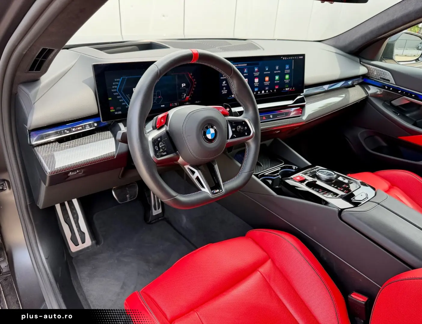 BMW M5 Hybrid M Drivers Package  305 km h  Carbon