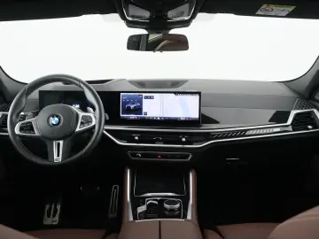 BMW X6 M60 M60i xDrive AHK