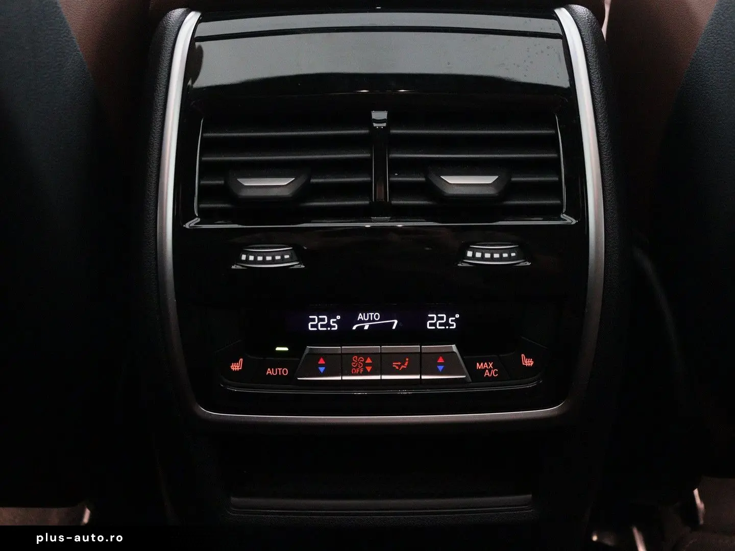 BMW X6 M60 M60i xDrive AHK
