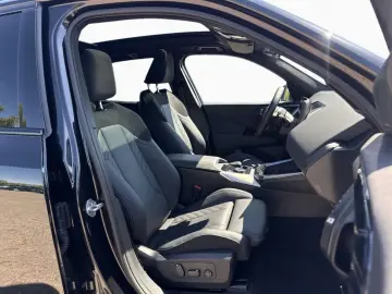 BMW X3 30e M-SPORT PRO H K DAPRO PAPRO Pano AHK adaL