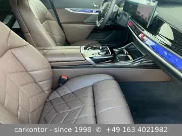 BMW i7 xDr. 60  M SPORT PRO THEATRE EXECUTIVE LOUNGE