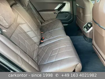 BMW i7 xDr. 60  M SPORT PRO THEATRE EXECUTIVE LOUNGE
