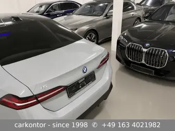 BMW i7 xDr. 60  M SPORT PRO THEATRE EXECUTIVE LOUNGE