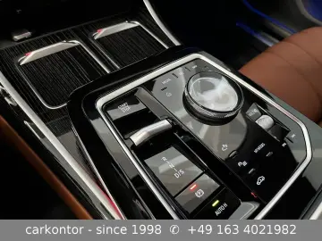 BMW 740d xDr.  M SPORT FOND ENT LOUNGE SEAT 2025 SKY