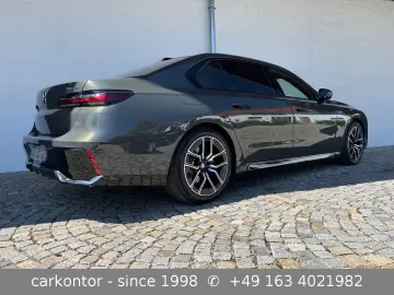 BMW 740d xDr.  M SPORT FOND ENT LOUNGE SEAT 2025 SKY