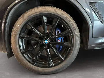 BMW X4 xDrive30i M Sport AHK LiveCockpitProf Laser