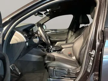 BMW X4 xDrive30i M Sport AHK LiveCockpitProf Laser