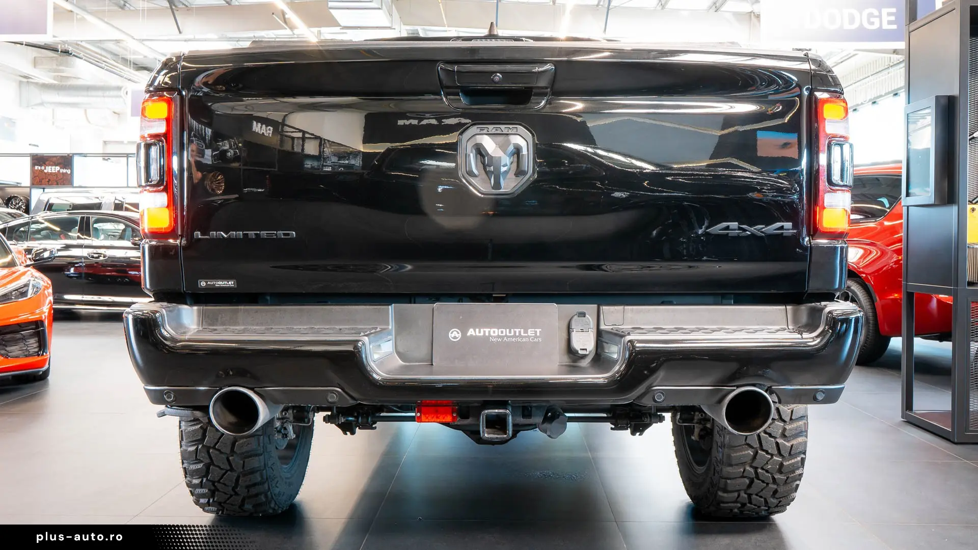 RAM 1500 LIMITED LIFT EDITION   HEMI V8   NIGHT EDITION