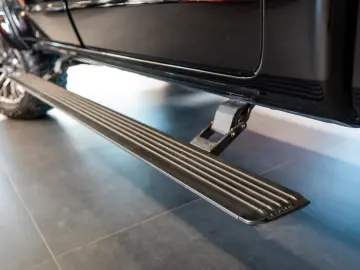 RAM 1500 LIMITED LIFT EDITION   HEMI V8   NIGHT EDITION