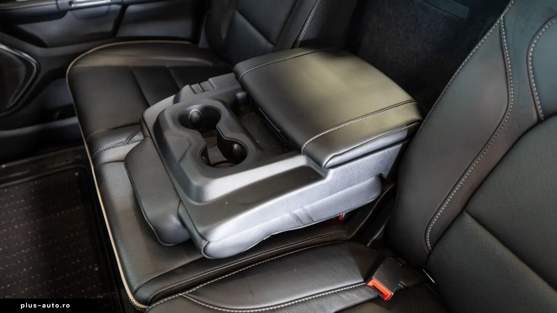 RAM 1500 LIMITED LIFT EDITION   HEMI V8   NIGHT EDITION