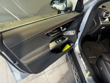 MERCEDES-BENZ GLC 300 de AMG 4M Leder 360  eleHe Sou…